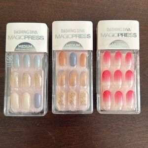 Dashing Diva press-on nails